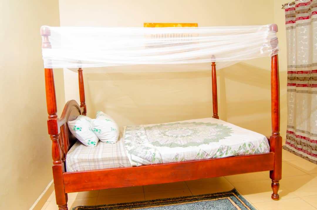 Rooms with lounge space